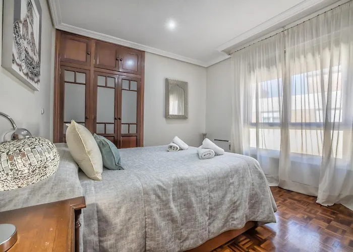 Esmeralda & Parking Incluido & Centro Апартаменти *